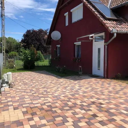 Napfeny Haz Sonnenschein Haus Apartment
